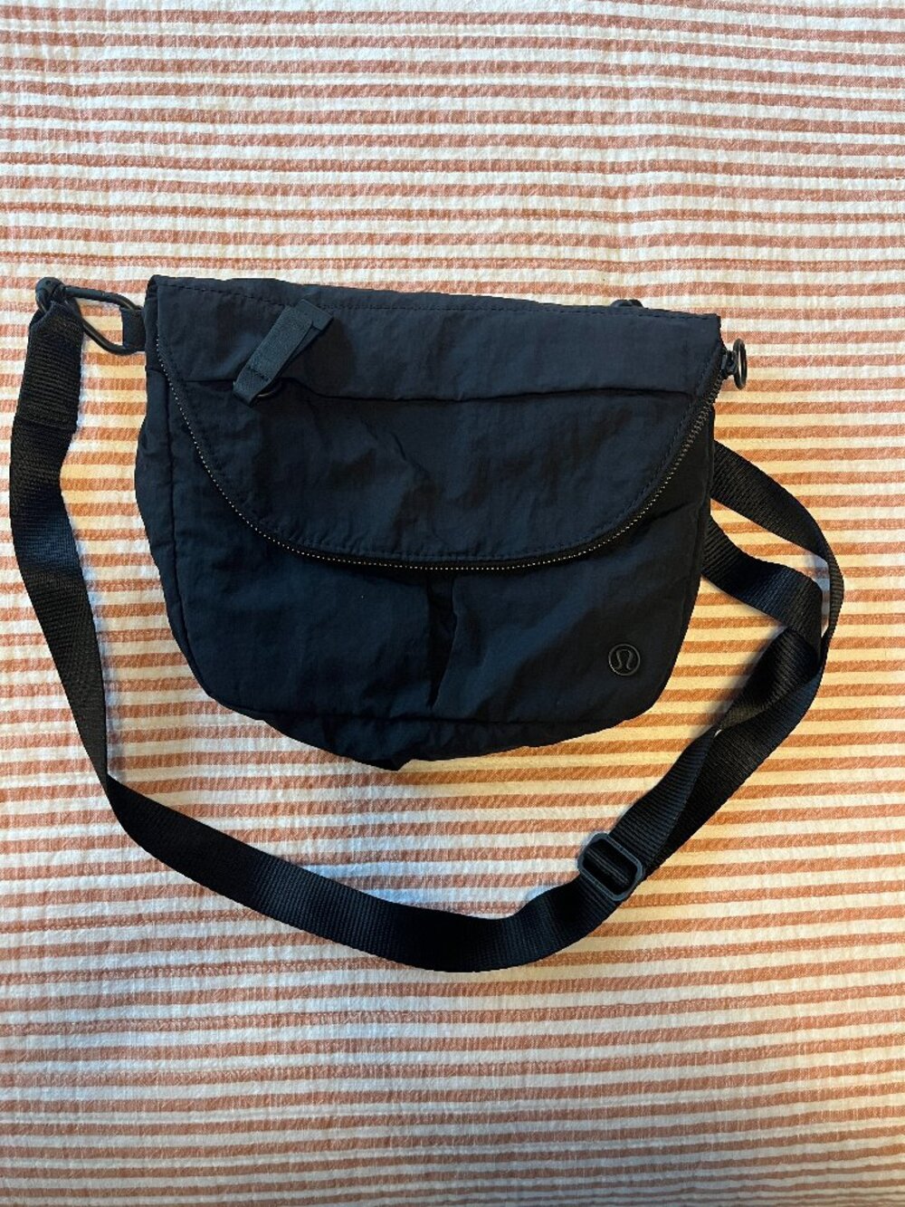 Lululemon All Night Festival Bag *5L Black - Picture 7 of 7